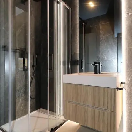 Διαμέρισμα New-hidden Gem-suite-perfect For Couples-renovated *